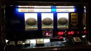 top slot wins